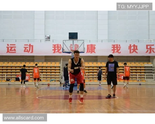 刘磊独家分享篮球心得与技巧助你提升球技的秘诀与经验总结