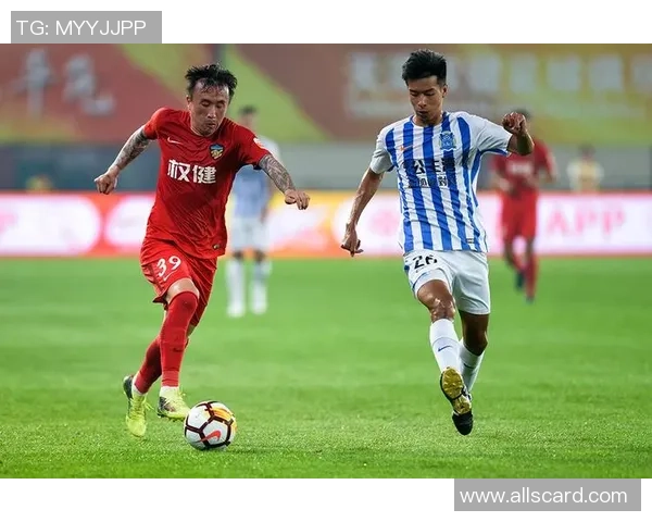 权健与富力赛场冲突引发热议球迷与球队关系再度紧张 权健与富力赛场冲突引发热议球迷与球队关系再度紧张